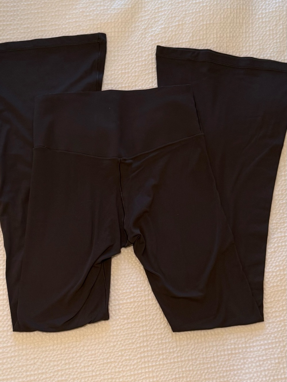 OFFLINE By Aerie Real Me XTRA High Waisted Bootcut Legging | Size = M - Picture 6 of 6